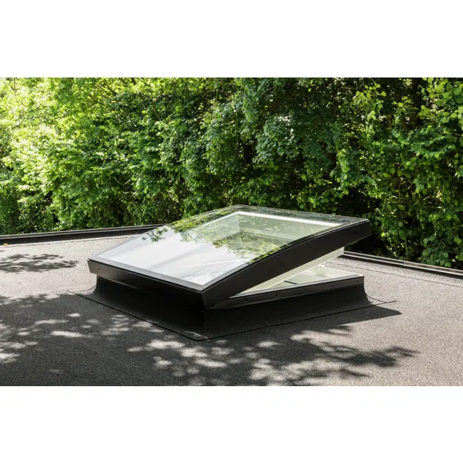 Electrically vented glass rooflight w. Curved glass CVU ISU1093