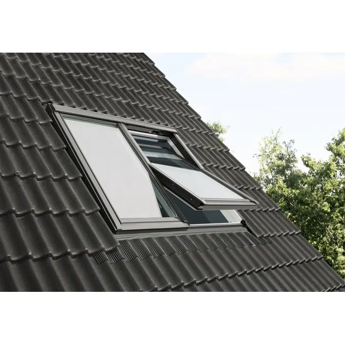 2in1 Top-operated pinewood roof window - Centre-pivot - GGLS