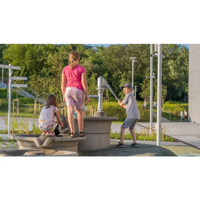 Round Water Basin with 1 opening | Playground Equipment | Water Play Installation