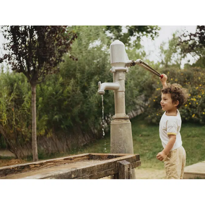 Playground Pump with integrated connection to mains water | Playground Equipment | Water Pump