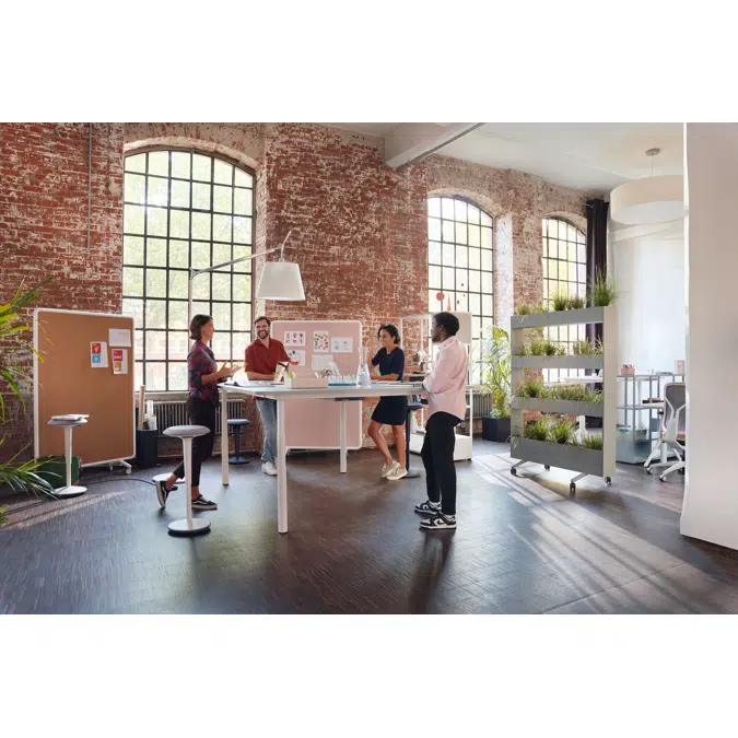 La table réglable en hauteur, pour travailler en équipe se:lab meet & stand