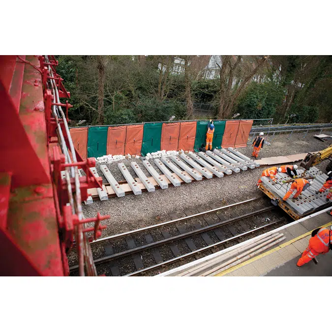 Echo Barrier - Exterior Noise Barrier / Absorber