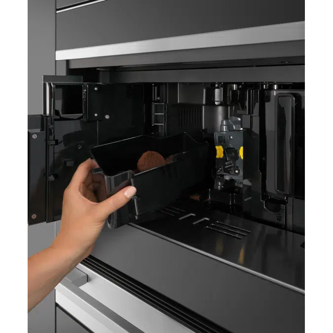 24" Series 9 Contemporary Built-in Coffee Maker