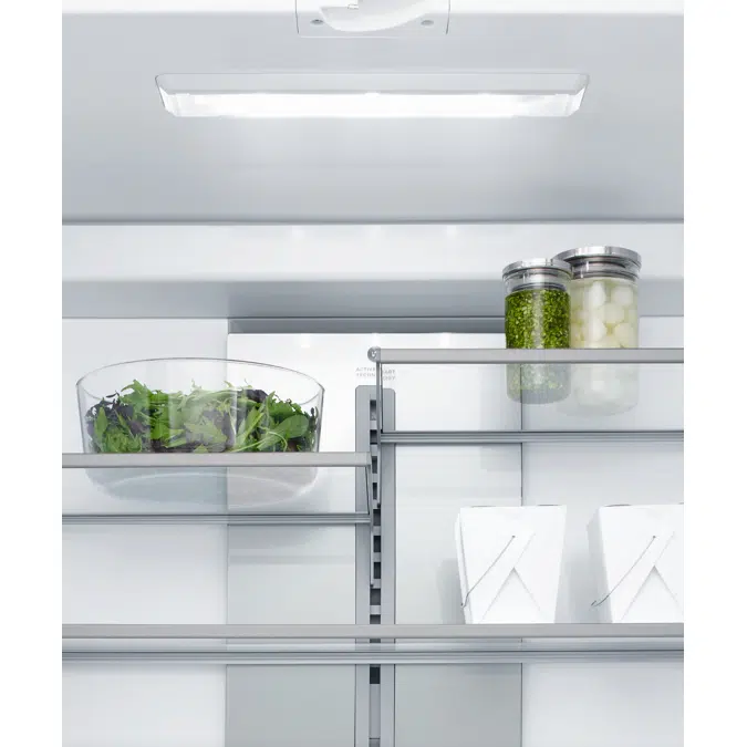 90cm Series 7 Integrated French Door Refrigerator Freezer