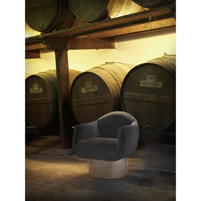 Guvo Armchair