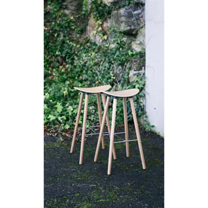 Coma Wood Stool high