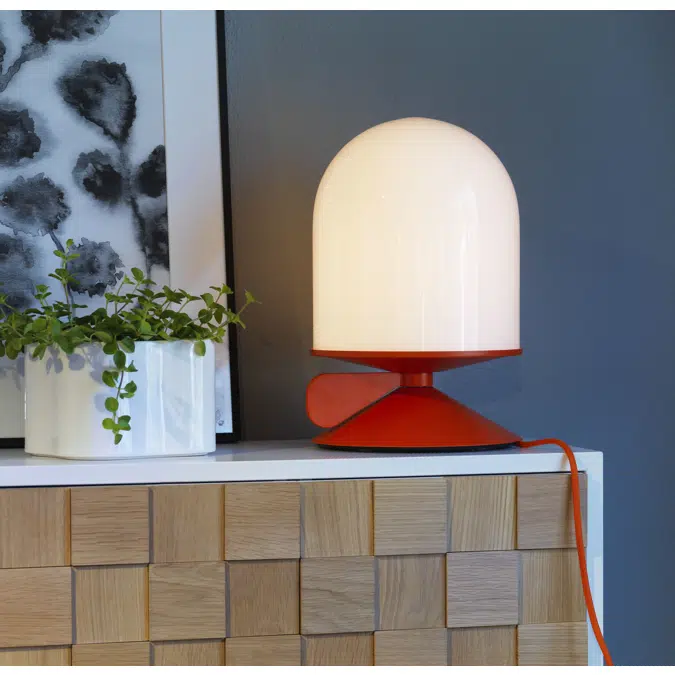 Vinge Table Lamp