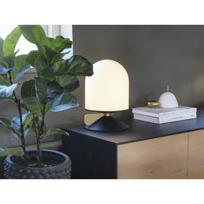 Vinge Table Lamp