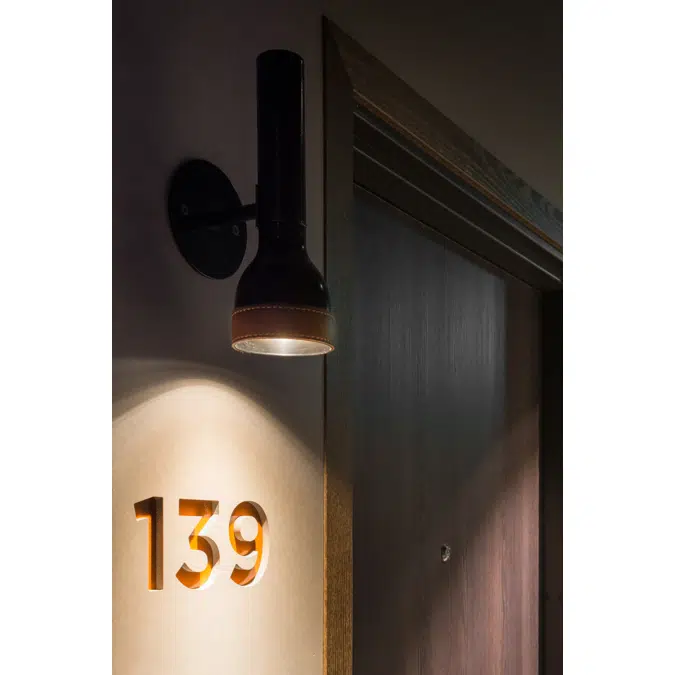 Talk Wall Lamp