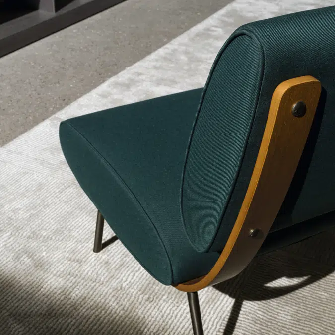 27 Round D.154.5 | Armchairs