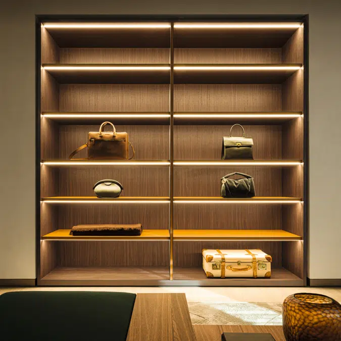 09 Gliss Master | Walk-In Closets