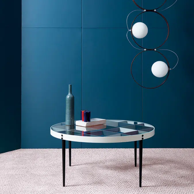 18 D.555.1 | Small Tables