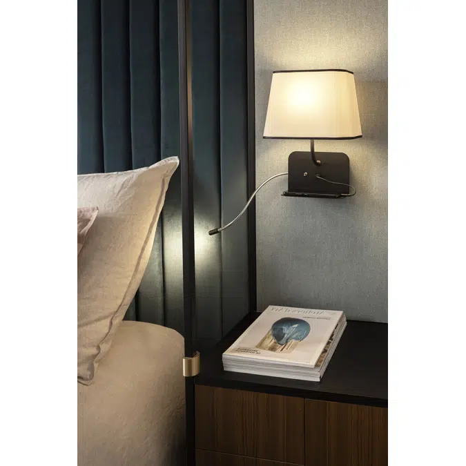 ESCALE - LEFT FIXED WALL LAMP USB LED