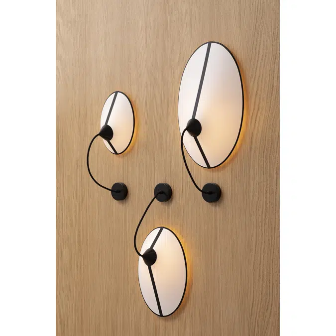 SHIELD - MEDIUM WALL LAMP