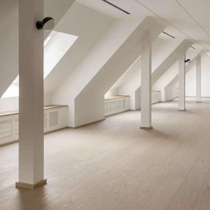 Ash Classic/Natural - 200mm - 22mm  Solid Flooring