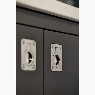 imazhi i Seagrove™ by Studio McGee 48" bathroom vanity cabinet with sink and quartz top