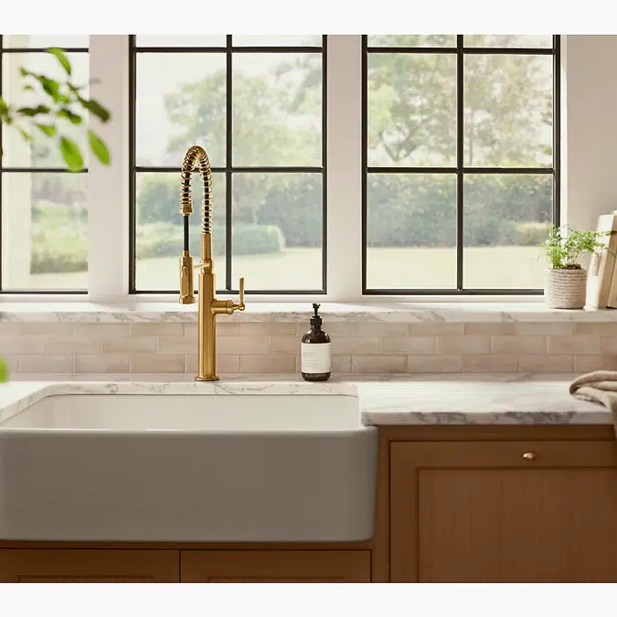 Edalyn™ by Studio McGee Semi-professional kitchen sink faucet with two-function sprayhead