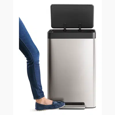 kép a termékről - 13-gallon stainless steel step trash can