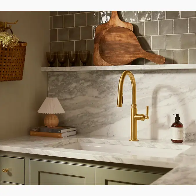 Edalyn™ by Studio McGee Pull-down kitchen sink faucet with three-function sprayhead