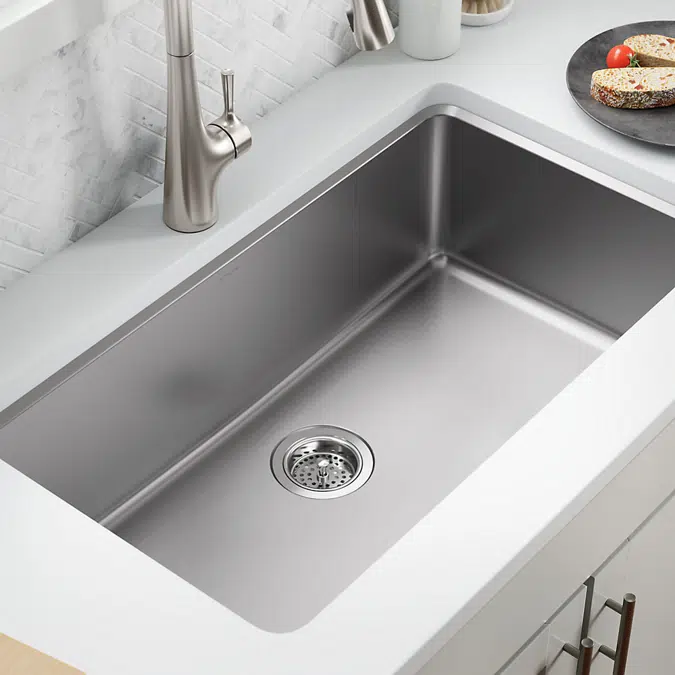 Buckley™ 32-1/4" undermount single-bowl kitchen sink