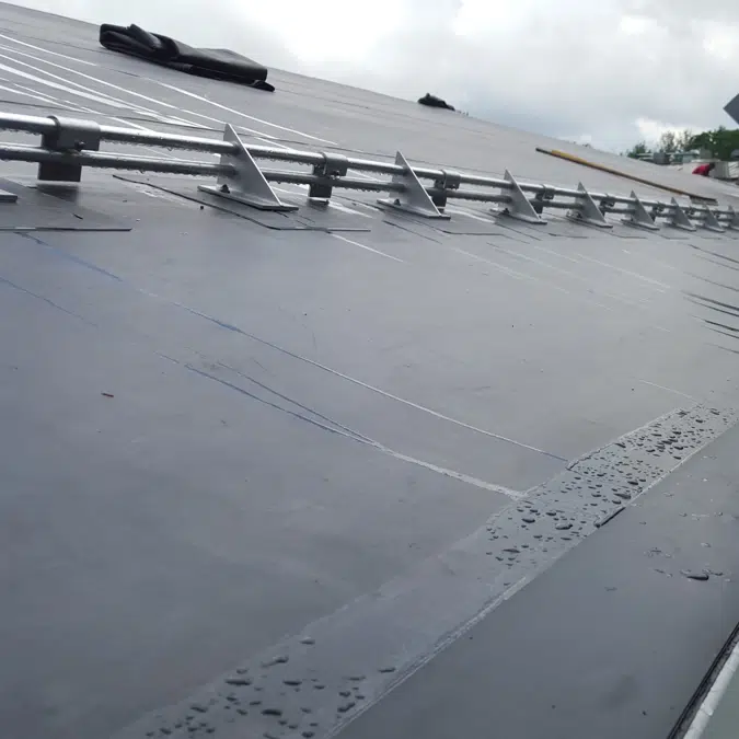 PP115 Pipe-Style Snow Guard
