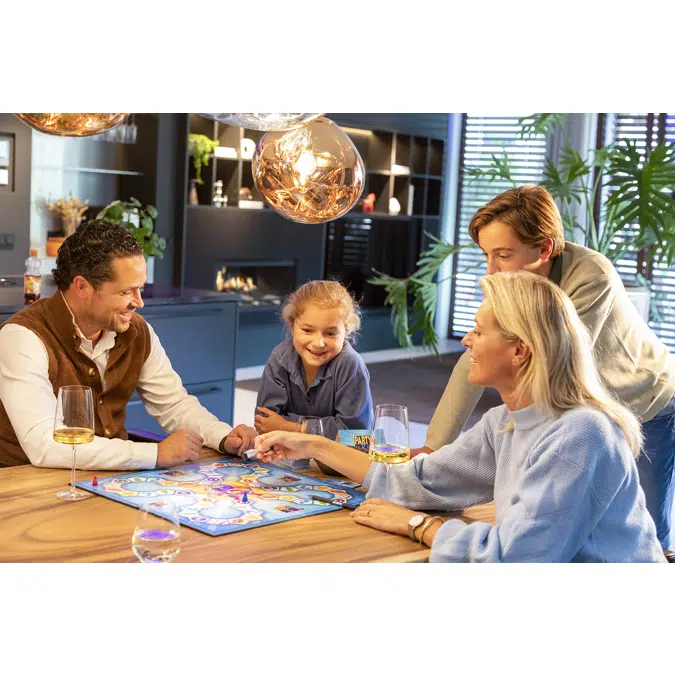 E-one 100F Hologramm-Kamin