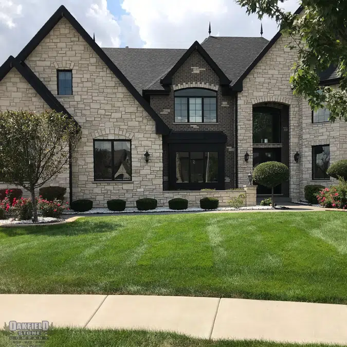 Fond du Lac Stone Gate - Natural Stone Veneer