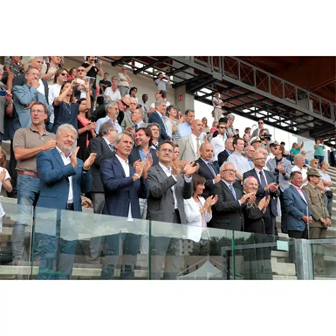 Ninfa Stadio, the glass railing for sports facilities