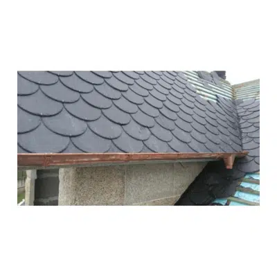 画像 Rhombous Slate format 40x30 with hooked on timber batten - htickness 7.5 mm 4 sections for the 4 colours (black, grey, green, spotted)
