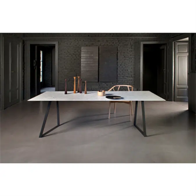 Dritto Dining Table Rectangular