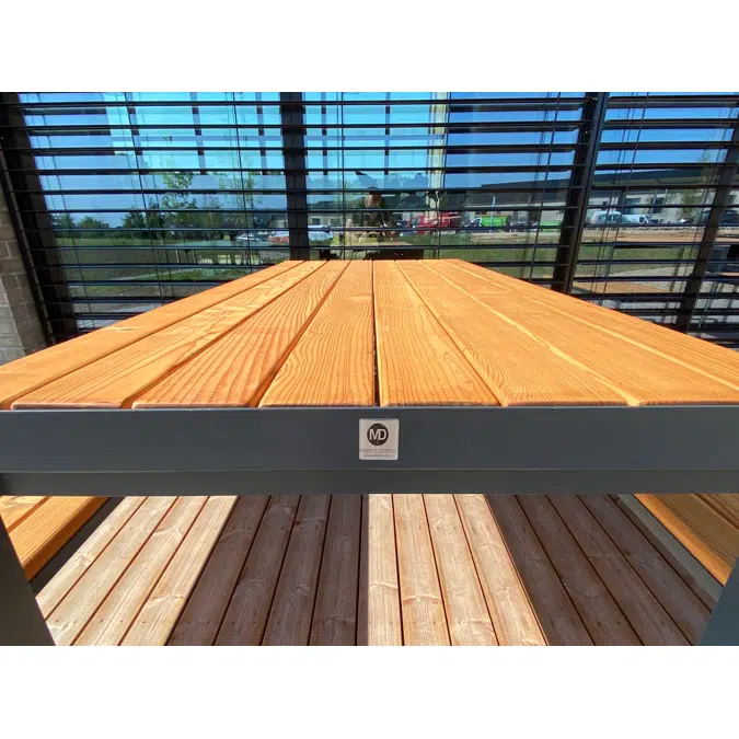 TUCANA Bord 4-6 personer