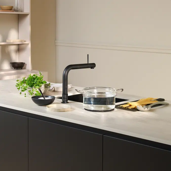 Tap Front Quooker