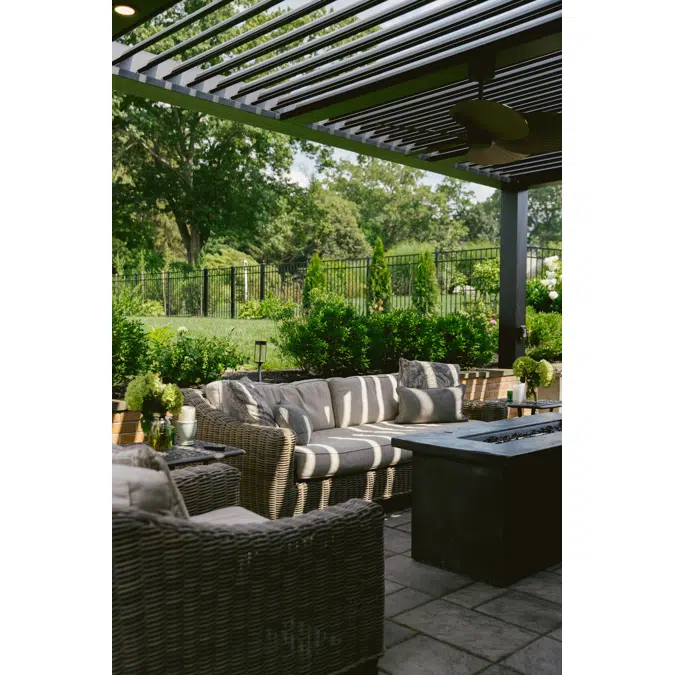 Signature Louvered Roof Timeless Pergola 