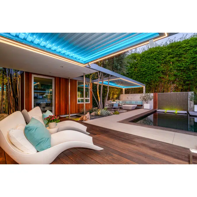 Signature Louvered Roof Pergola Pinnacle