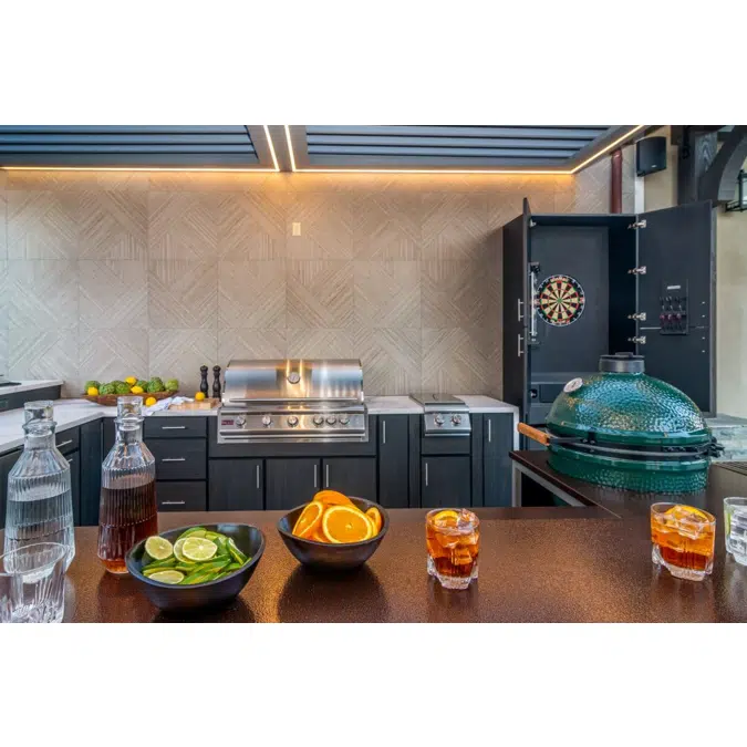 Signature Louvered Roof Pergola Courtyard