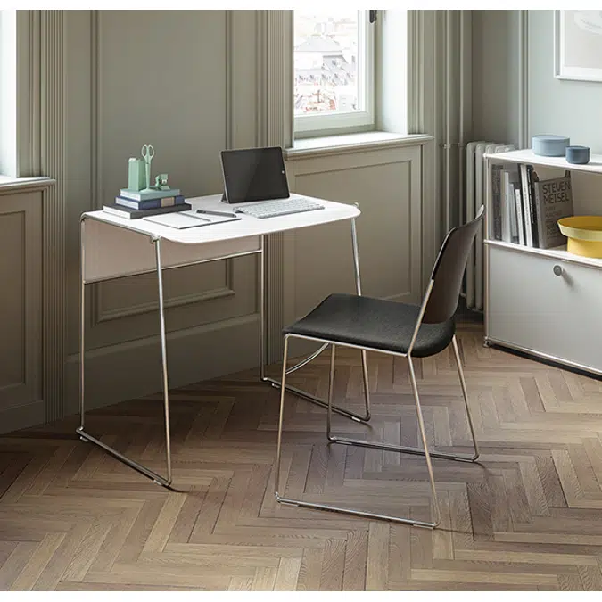 Hds Desk 24
