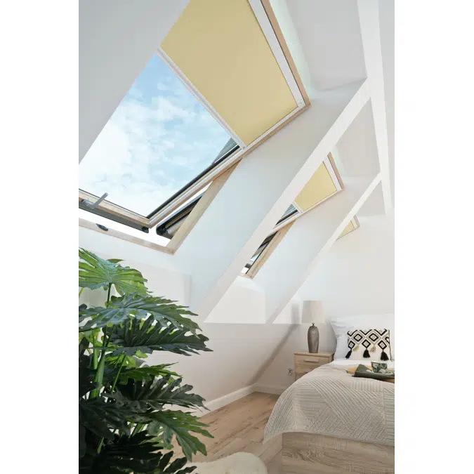 Designo R4 centre-pivot roof window wood