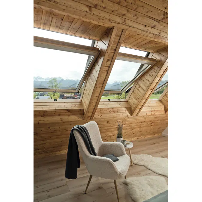 Designo R4 Schwingfenster Holz