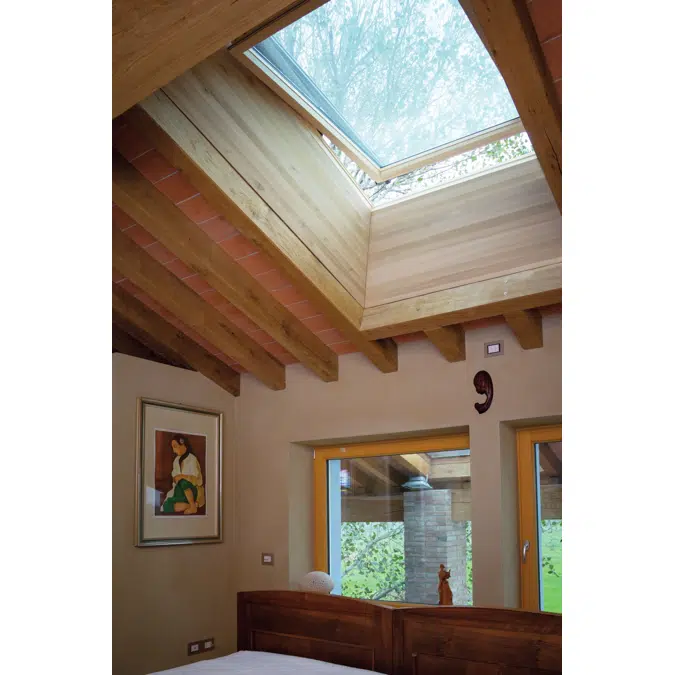 Designo R4 Tronic centre-pivot roof window wood