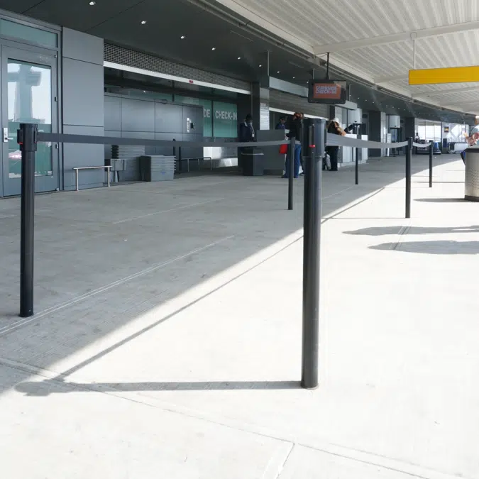 Fully Customizable Premium 15' Belt RETRACTA-BELT® Stanchions