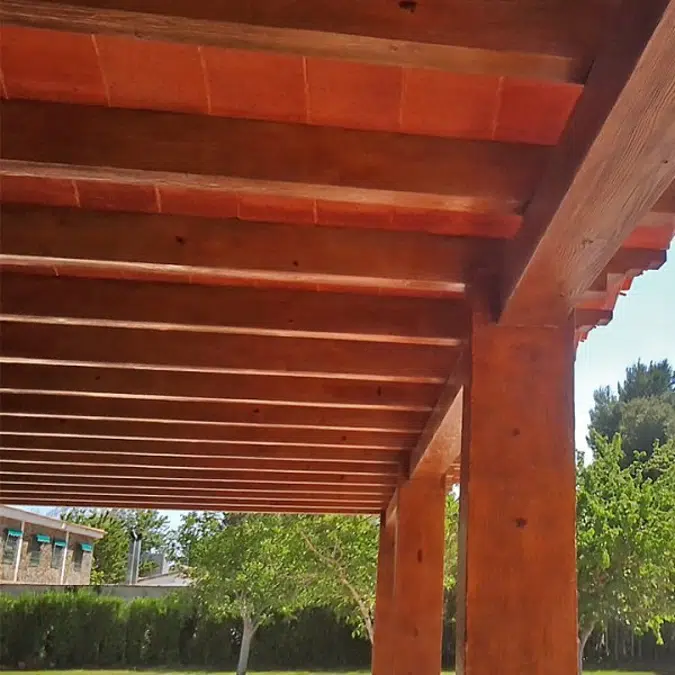 Pretensioned concrete beam - Wood effect/imitation