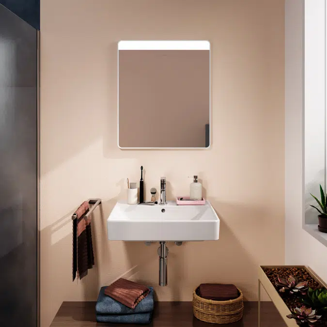 54970XXX Xarita Lite Q Mirror with horizontal LED lights 600/30 IR sensor