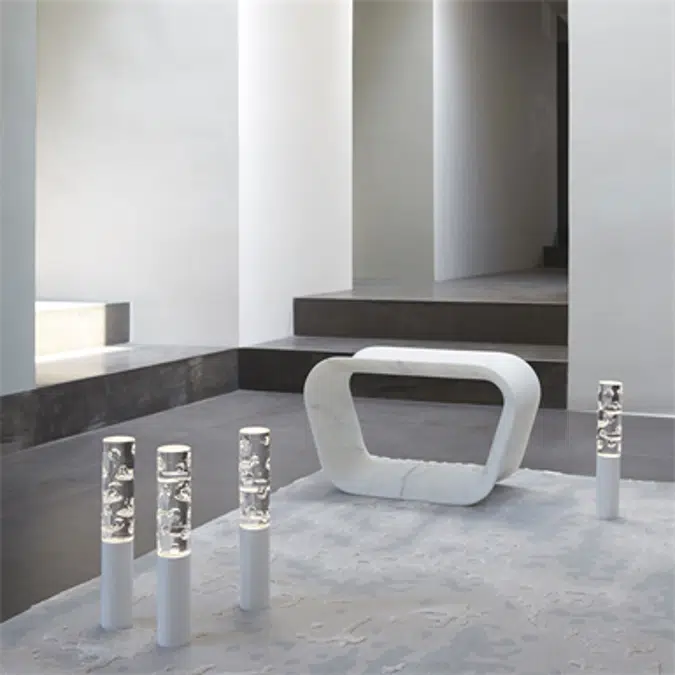 White round shape cut 4L Jallum candlelight