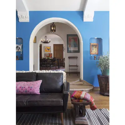 Image for VERSASATIN® Interior/Exterior Latex Low Sheen Paint