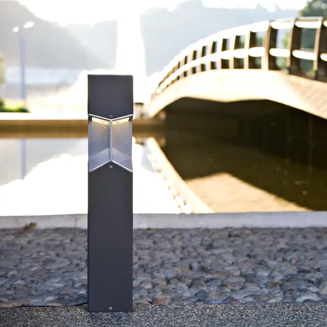 Knight Bollard