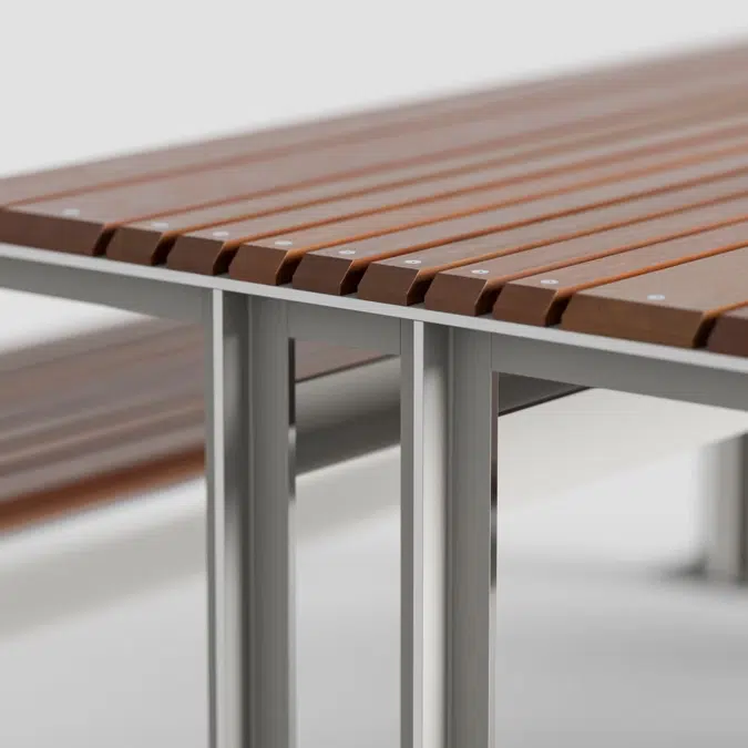 Knight Table Ensemble