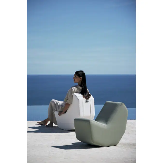 Lola G - Outdoor Furniture Seating