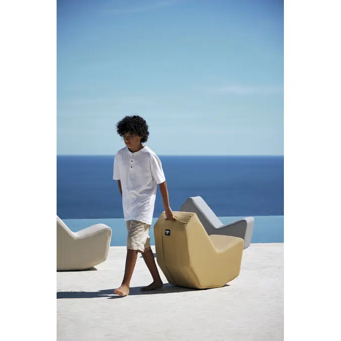 Lola G - Outdoor Furniture Seating