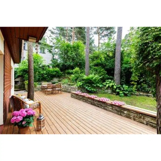 Benchmark Scots Pine Decking - USA