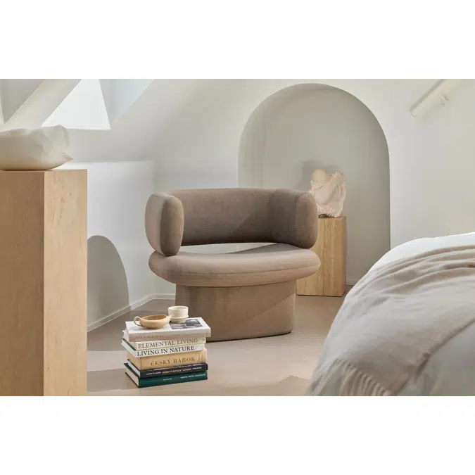 Dafna L Armchair